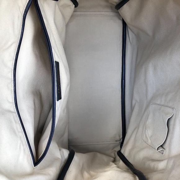 Yves Saint Laurent Travel/Tote Bag NWOT - Picture 7 of 8